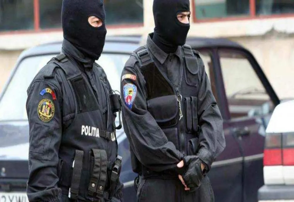 PERCHEZIŢII ŞI INVESTIGAŢII PENTRU COMBATEREA CRIMINALITĂŢII ORGANIZATE