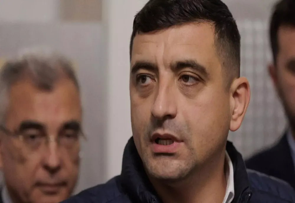 GEORGE SIMION: KLAUS IOHANNIS L-A PUS URMAȘ PE NICUȘOR DAN. MESAJUL EXCLUSIV AL LIDERULUI AUR LA REALITATEA PLUS