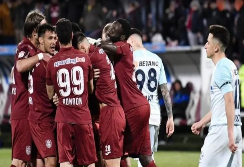 CFR Cluj își întinerește lotul: Doi veterani, puși pe liber