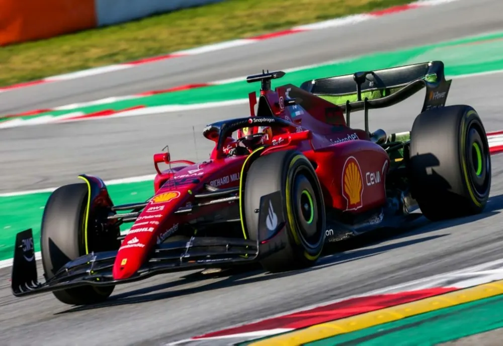 Auto - F1: Posibilele scenarii pentru câştigarea titlului la piloţi în ultima etapă la Abu Dhabi