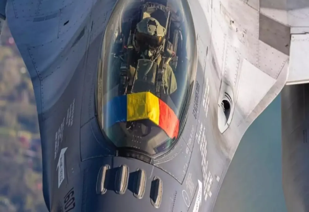 ALERTĂ ÎN MARAMUREȘ. AVIOANE DE LUPTĂ ROMÂNEȘTI ȘI ITALIENE, TRIMISE ÎN INSPECTARE, DUPĂ DETECTAREA UNOR ȚINTE AERIENE LA GRANIȚA UCRAINEI SPRE ROMÂNIA 