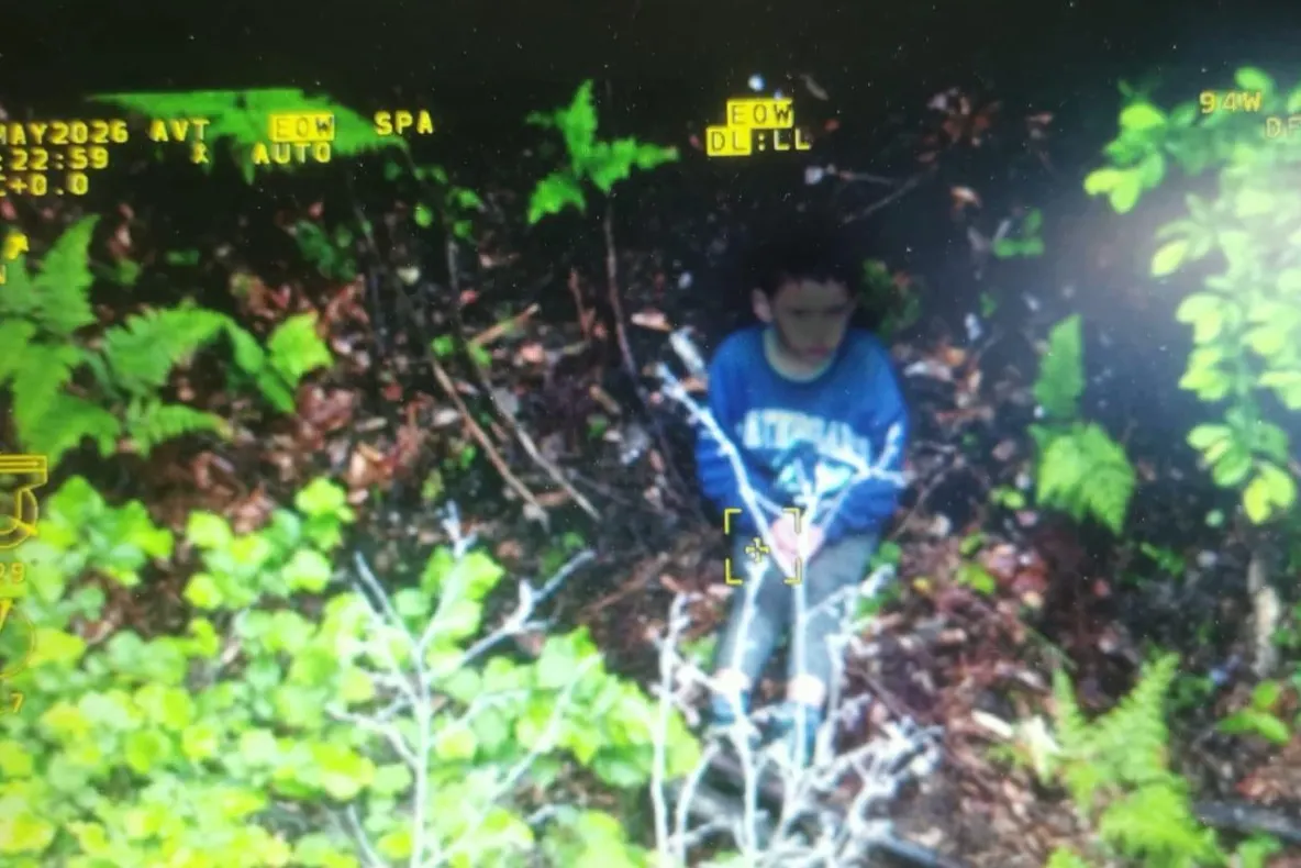 Copilul de 5 ani găsit după 40 de ore în pădure ar putea fi externat. Vești noi despre starea de sănătate a lui Alexandru
