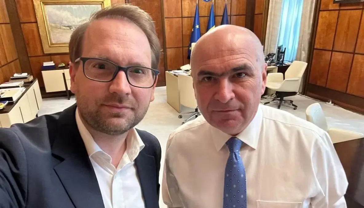 PNL și USR depun Legea ANI care ascunde averile politicienilor. Partidele „transparenței” vor declarații de avere ținute la secret