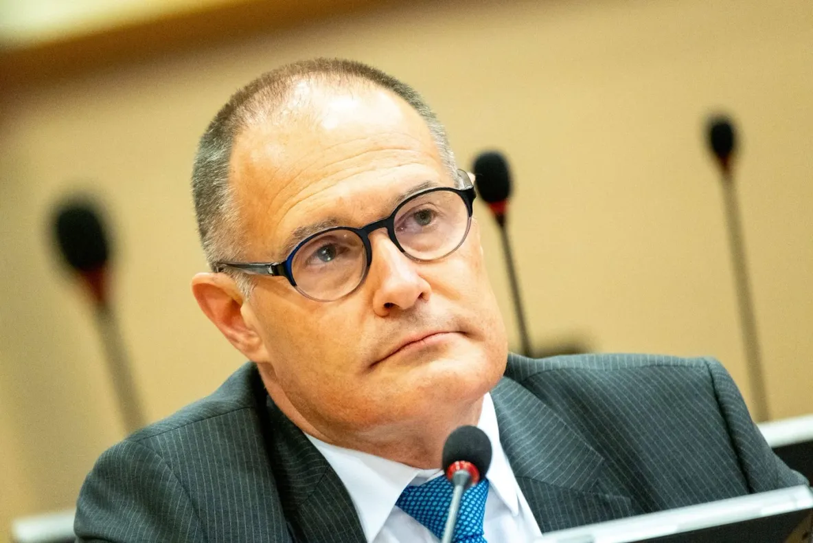 Fostul șef Frontex, acuzat de „vânătoare de migranți” și complicitate la crime împotriva umanității
