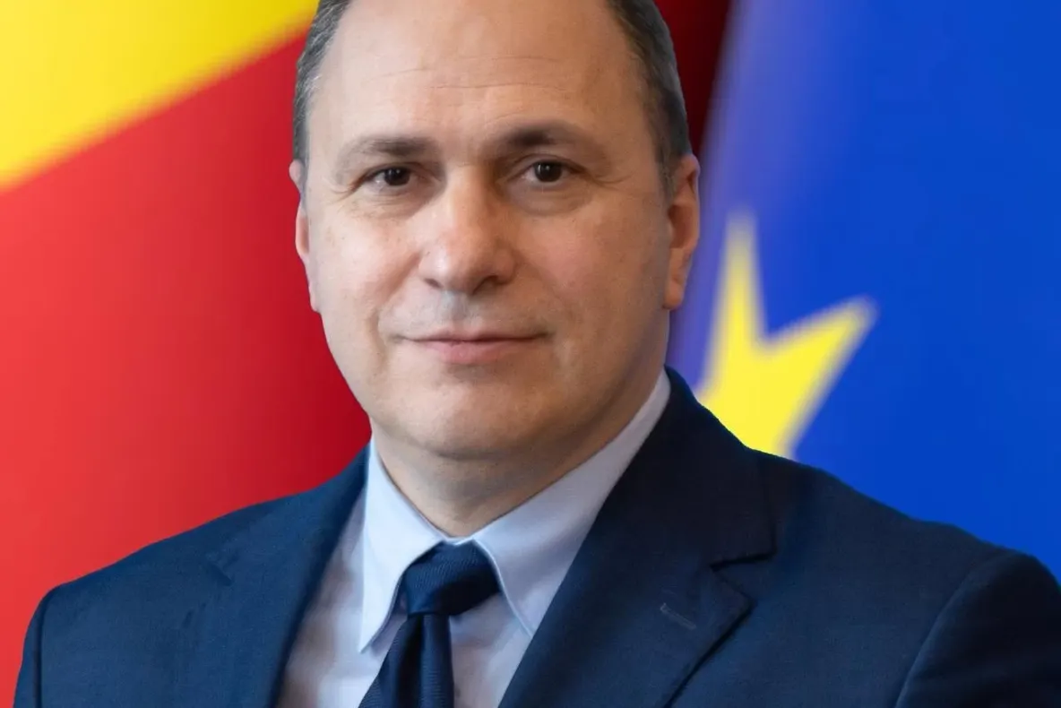 Bilanțul ministrului Educației, la cinci luni de mandat. Cu ce se "laudă" Mihai Dimian