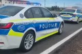 Adolescentă de 17 ani, arestată după ce ar fi atacat cu o bâtă un polițist aflat în misiune