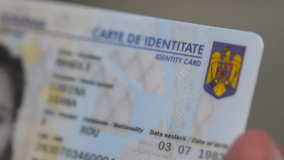 MAI explică de ce românii din străinătate nu pot obține încă buletinul electronic la ambasade