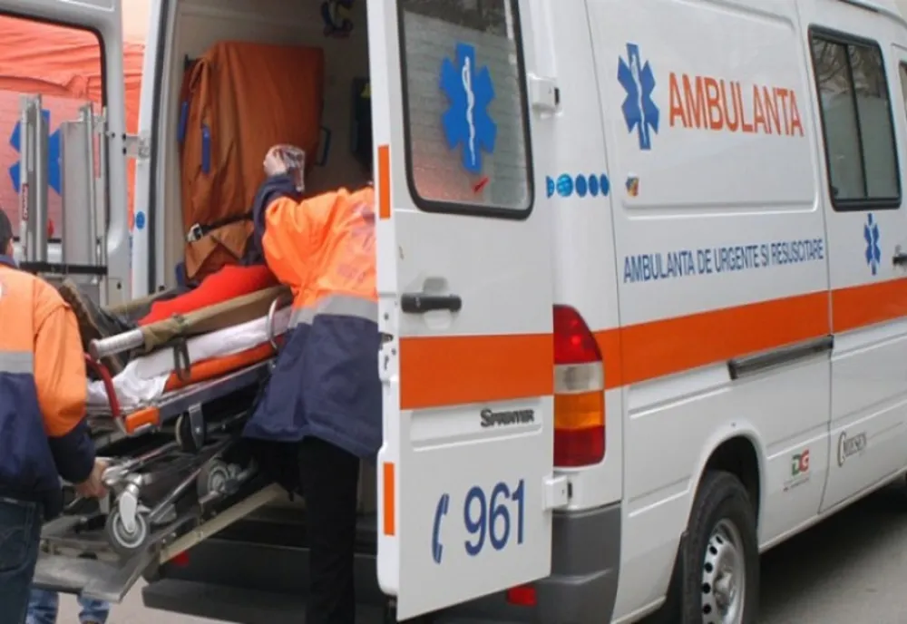 A murit bărbatul care a suferit un stop cardio respirator la aterizarea avionului de la Londra