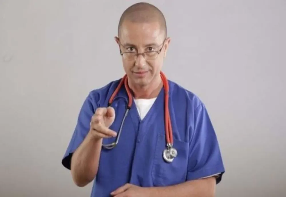 Semnal de alarmă tras de Tudor Ciuhodaru! Cât de periculoasă poate fi masca medicinală!