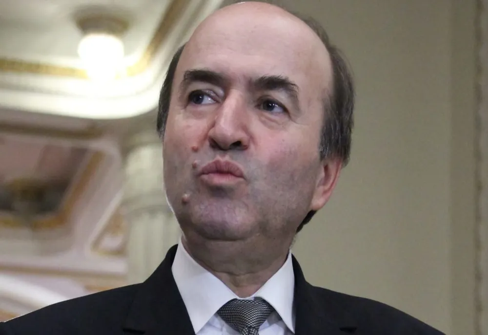 Scandal la Universitatea „Al. I. Cuza“ Iași! Tudorel Toader, acuzat de Liga Studenților că alegerile se fac fără dezbateri prealabile