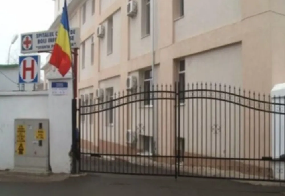 Anchetă în cazul tinerei de 20 de ani, cu Covid-19, care a murit la Iaşi