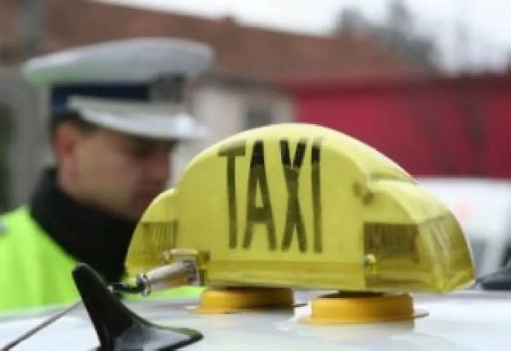 Taximetrist tâlhărit de client!