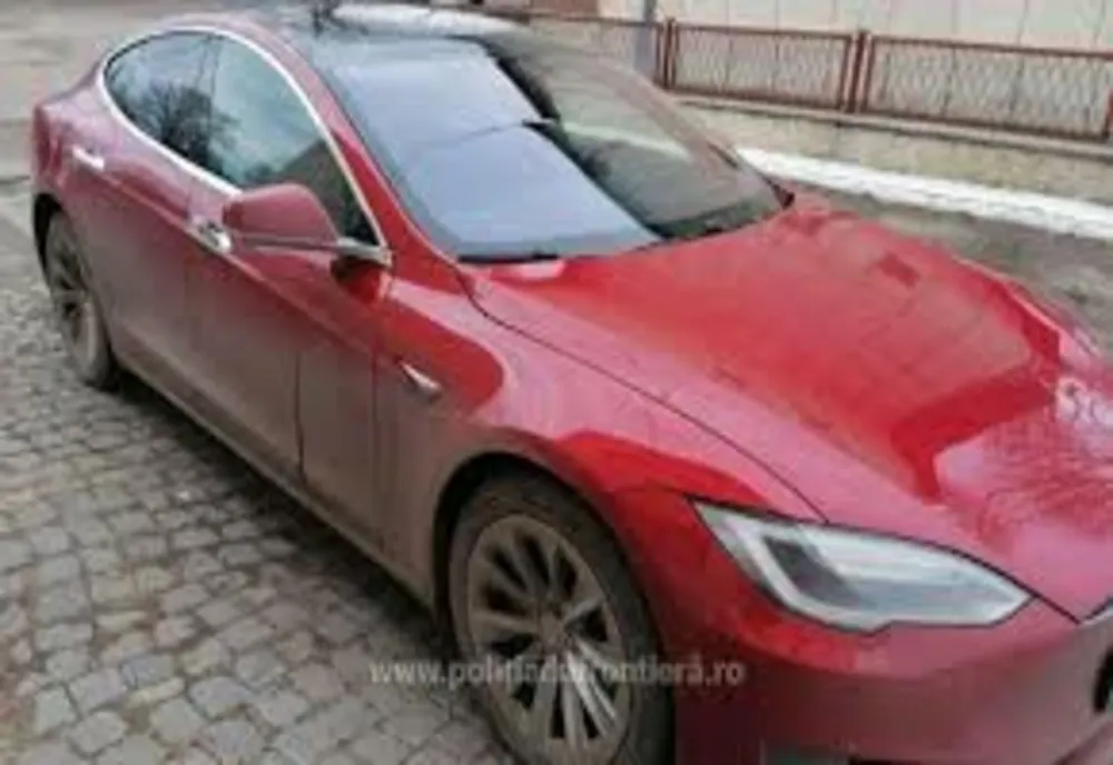 Peste 150 de autovehicule furate sau căutate în țară și străinătate au fost descoperite de polițiștii vamali! Care este scuza găsită de șoferi