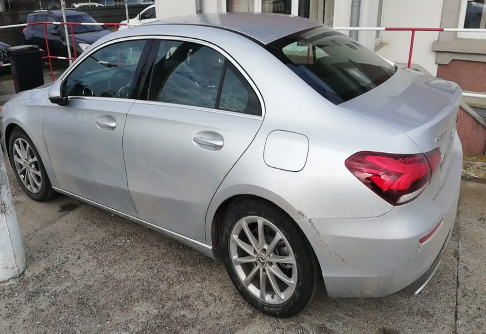 Autoturism de lux, recuperat de proprietar din Vama Sculeni