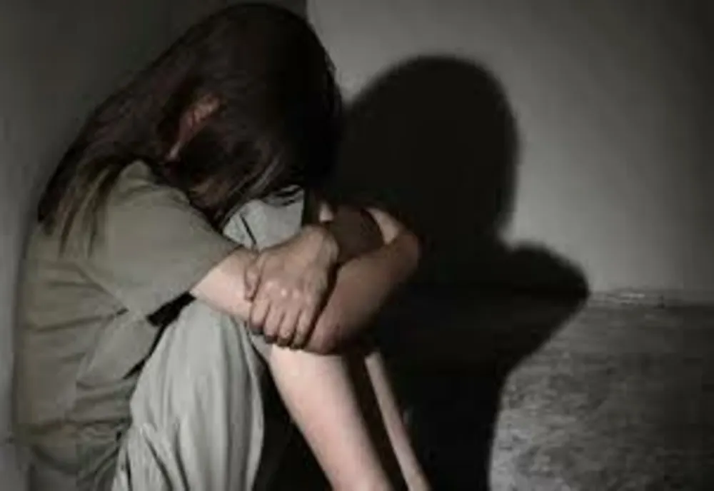 Abuzurile părinților asupra copiilor au CRESCUT îngrijorător în pandemie
