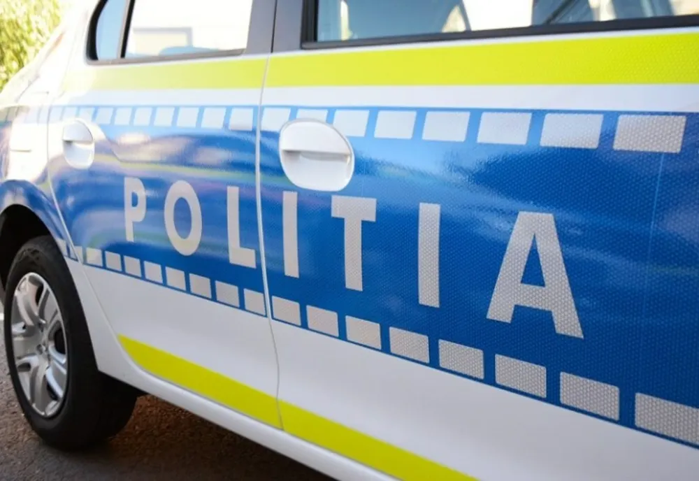 90 de amenzi și 21 de permise de conducere reținute de polițiști