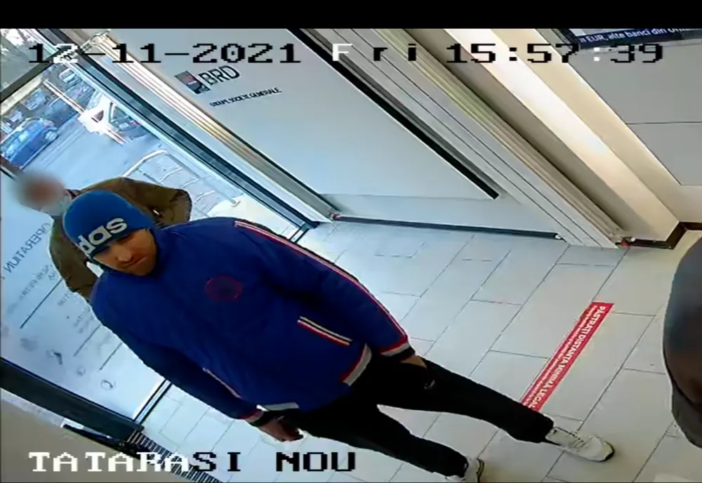 Dăcă îl vedeți, sunați imediat la poliție