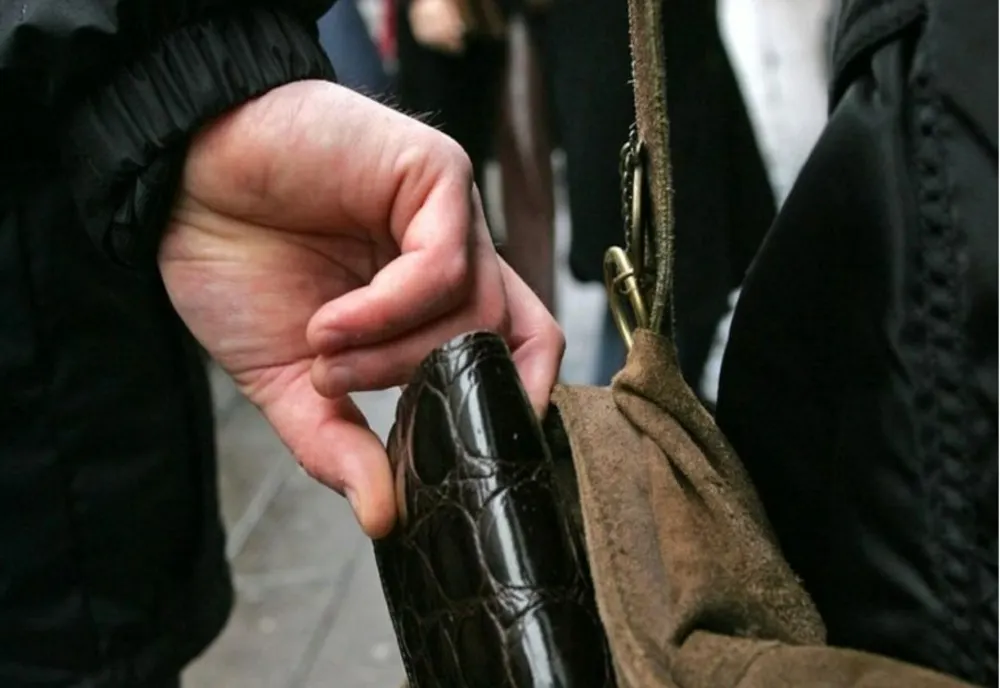 Un hoț de buzunare mai puțin în Iași