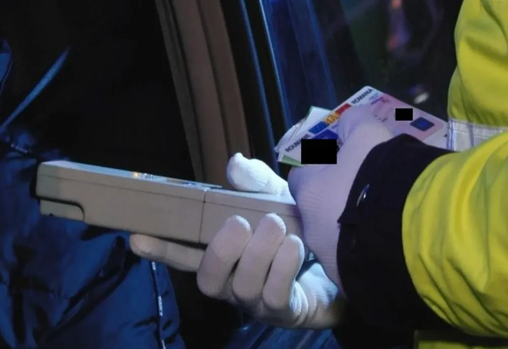 Polițist local condamnat la închisoare după ce a condus beat