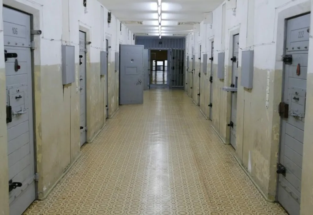 Gardienii de la penitenciarul Iași au refuzat să-și schimbe colegii de tură