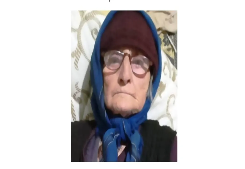 Sunați IMEDIAT la 112 dacă aveți informații despre această femeie!