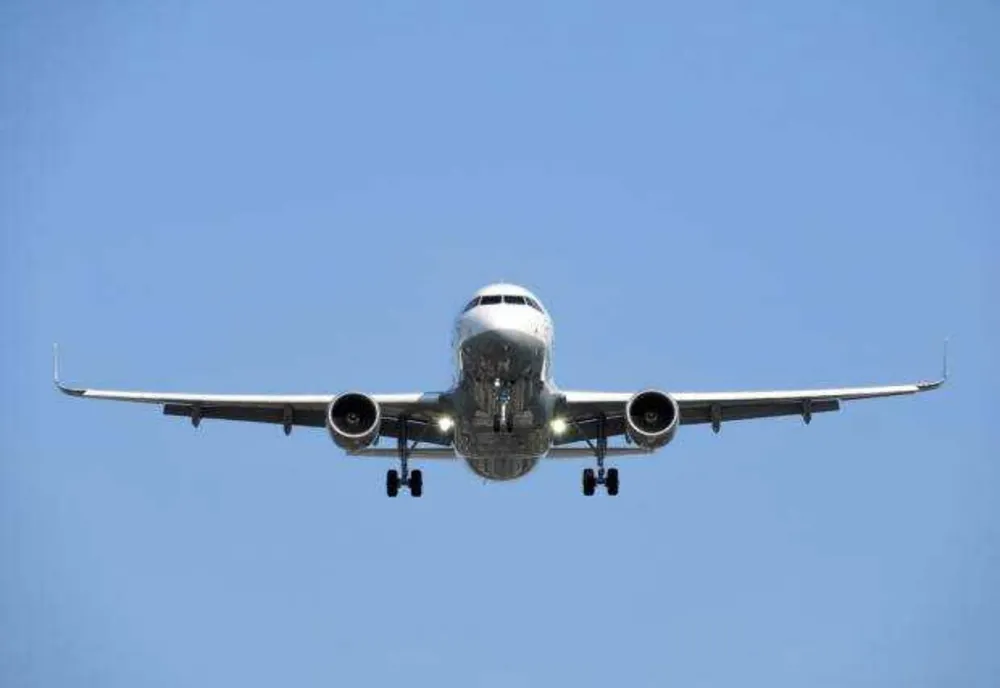 PRIMUL AEROPORT REGIONAL DIN ȚARĂ COMPLET ECHIPAT PENTRU ATERIZĂRI SIGURE PE TIMP DE CEAȚĂ