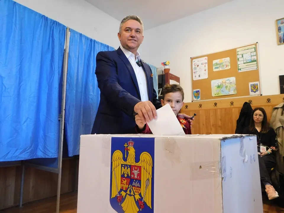 AM DEMONSTRAT CA SUNTEM O ECHIPA PUTERNICA. NE DEFINESTE CURAJUL DE A MERGE MAI DEPARTE. A DECLATAT MARIUS OSTAFICIUC, LIDER AUR IASI