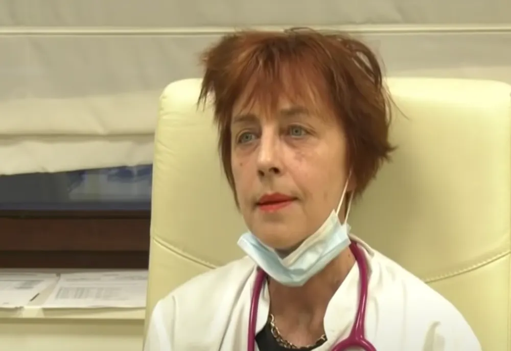 POSTARE CONTROVERSATĂ PE FACEBOOK O ADUCE PE FLAVIA GROȘAN ÎN VIZORUL COLEGIULUI MEDICILOR