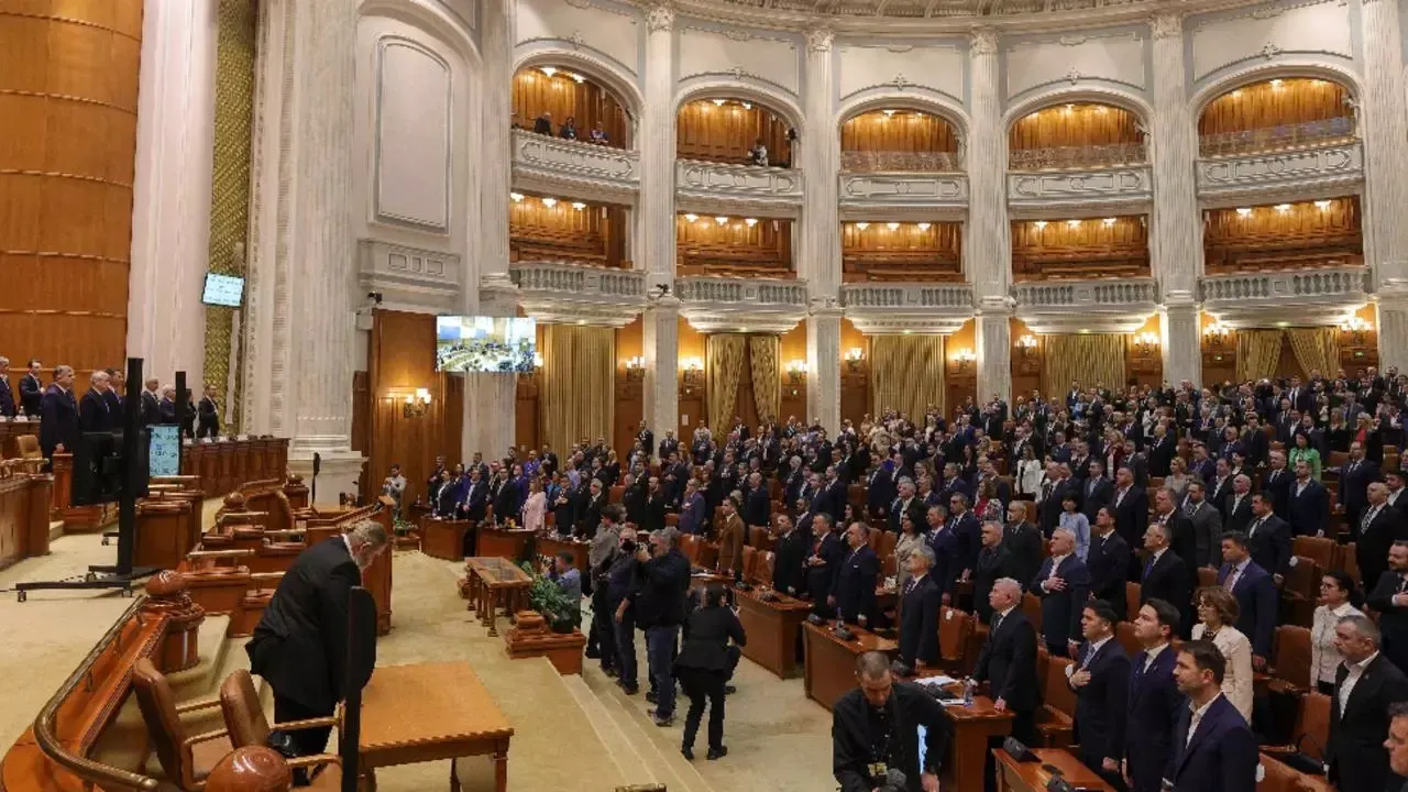 Ședință suspendată în Parlament