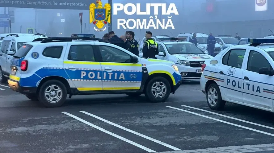 Zeci de percheziții efectuate în România în acest dosar