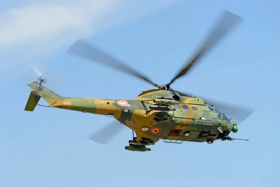Elicopter Puma MApN