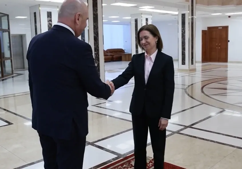 Ilie Bolojan alături de Maia Sandu / Captură video