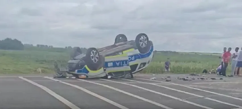 Mașină de poliție