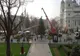 A început ornarea bradului de Crăciun, de pe pietonalul Ștefan cel Mare - FOTO