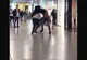 Un bărbat a afost agresat pe o stradă din Iași