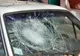 A spart luneta unui autoturism și a furat mai multe bunuri, cauzând un prejudiciu de aproximativ 6.000 de lei