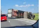 Lețcani. Un autotren s-a răsturnat în afara carosabilului