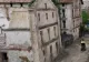 Copil în vârstă de nici doi ani, abandonat într-o clădire dezafectată din Iaşi
