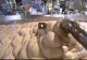 VIDEO - Din ce sunt făcuți crenvurștii. Imagini scăpate dintr-o fabrică s-au viralizat pe internet - Mai mănânci așa ceva?