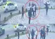 Bătaie cu săbii și topoare în fața unei săli de păcănele din Iași. Scene șocante în plină stradă – VIDEO